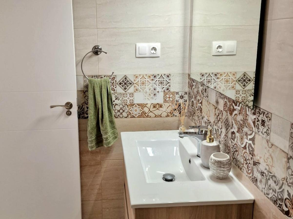Cozy Apartment With Sea View Torrevieja Extérieur photo
