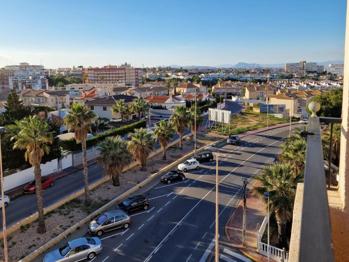 Cozy Apartment With Sea View Torrevieja Extérieur photo